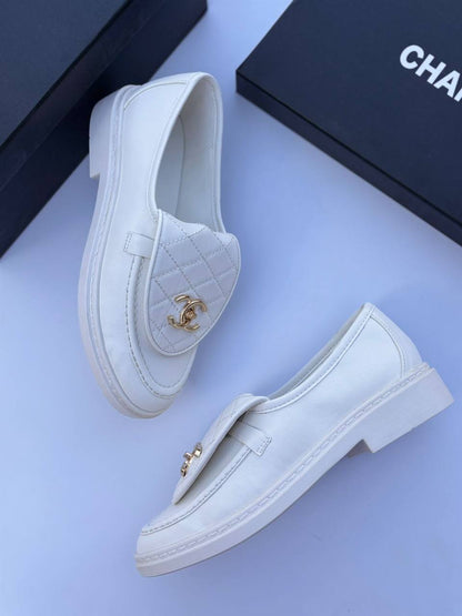 Chanel
130 dhs🪙🌨️
Size 36-41

Zain55
♥️♥️♥️