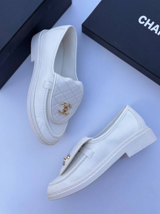 Chanel
130 dhs🪙🌨️
Size 36-41

Zain55
♥️♥️♥️