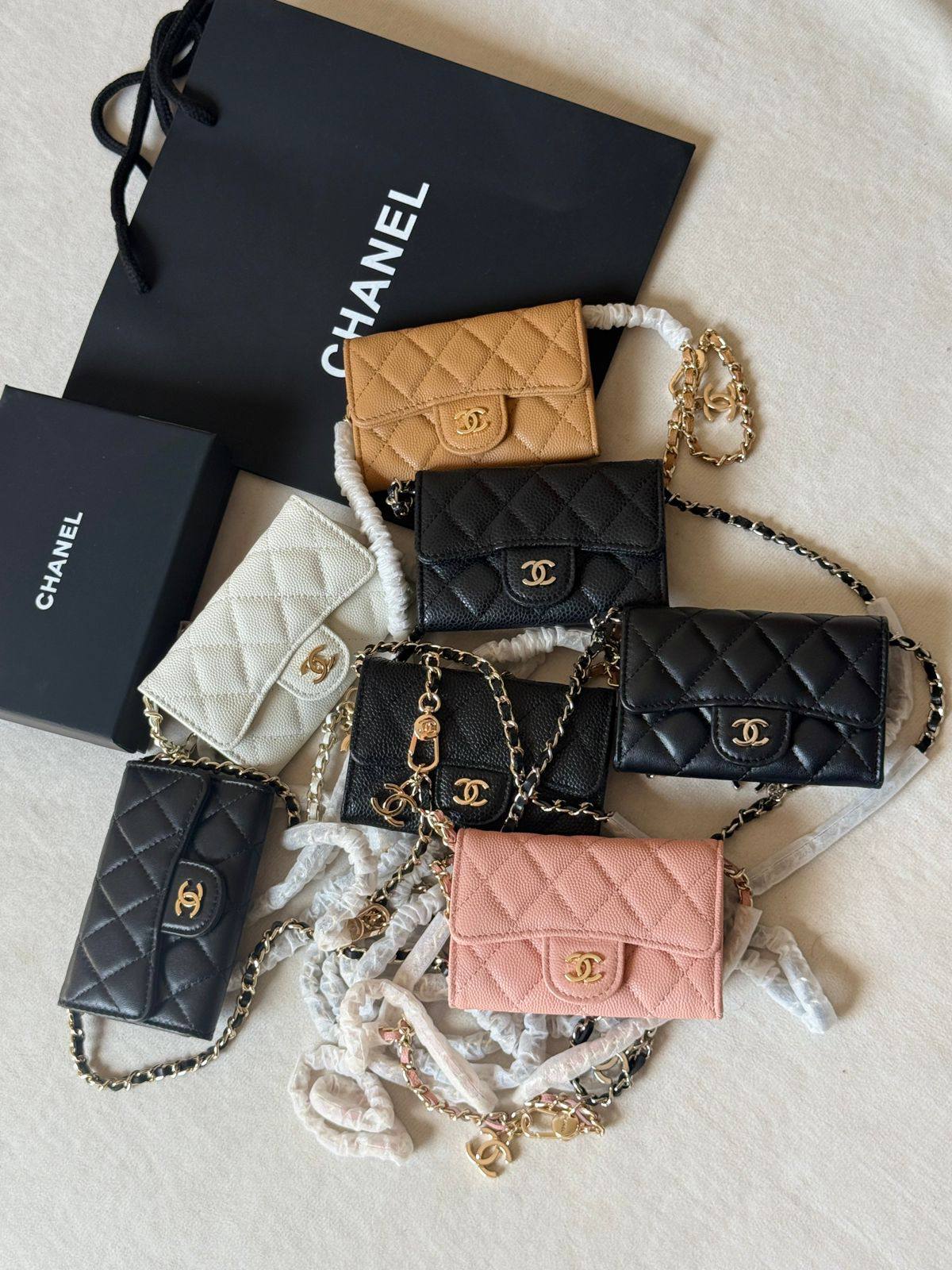 Chanel
Super master quailty

380 dhs🇦🇪🇦🇪

Zain275
♥️♥️♥️