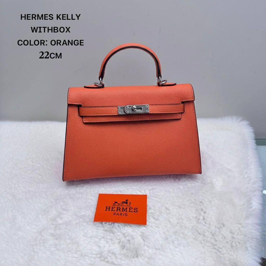 Hermes ᴋᴇʟʟʏ ʙᴀɢ  
silver hardware💓

ᴡɪᴛʜ ʙᴏx 
🎁🎁🎁

ʟᴇᴀᴛʜᴇʀ 
sɪᴢᴇ:22ᴄᴍ 
90 dhs✅

Zain56
♥️♥️♥️