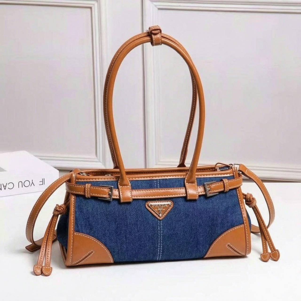 PRADA

 COPY ONE 

NEW CAME 

185 DHS🇦🇪🇦🇪

Size:32cm
Zain295
♥️♥️♥️