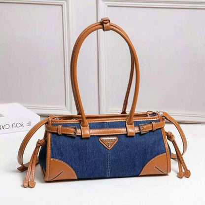 PRADA

 COPY ONE 

NEW CAME 

185 DHS🇦🇪🇦🇪

Size:32cm
Zain295
♥️♥️♥️