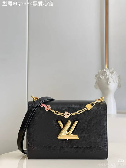 LV
Master🌺
330 dhs✅

Zain10
♥️♥️♥️