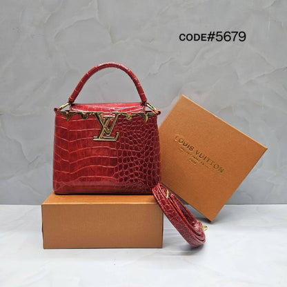 LV
ᴄᴀᴘᴜᴄɪɴᴇs ᴄʀᴏᴄᴏᴅɪʟᴇ
ɢʟᴏssʏ ʟᴇᴀᴛʜᴇʀ ᴍᴀᴛᴇʀɪᴀʟ
ɢᴏʟᴅ ʜᴀʀᴅᴡᴀʀᴇ
sɪᴢᴇ : 20cm
ᴡɪᴛʜ BOX

75 dhs🇦🇪🇦🇪

Zain31
♥️♥️♥️