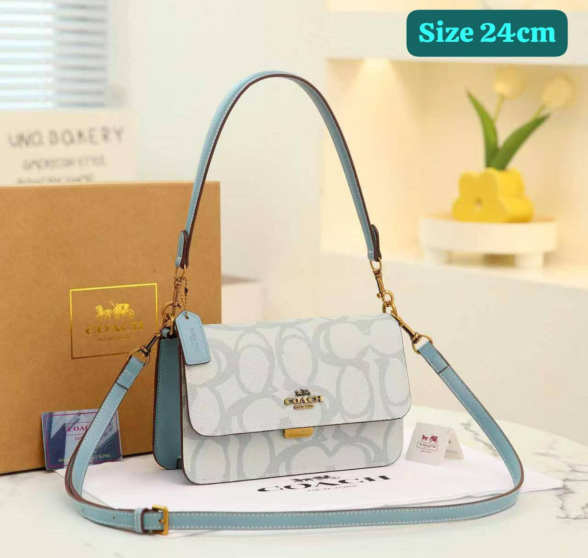 Coach

Good quality 
Withbox

105 dhs🇦🇪🇦🇪

Zain186
♥️♥️♥️