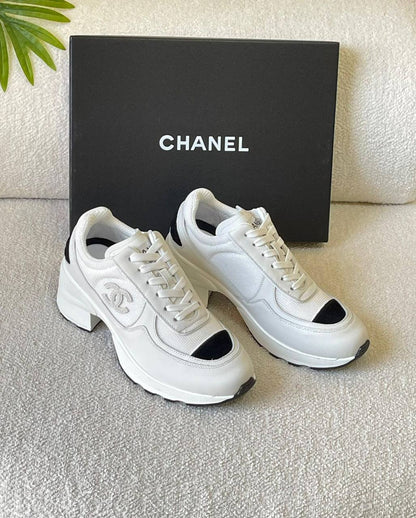 CHANEL 
SuperMaster Quality 💯
500 dhs🪙💚
Size: 36-41💥

Zain171
♥️♥️♥️