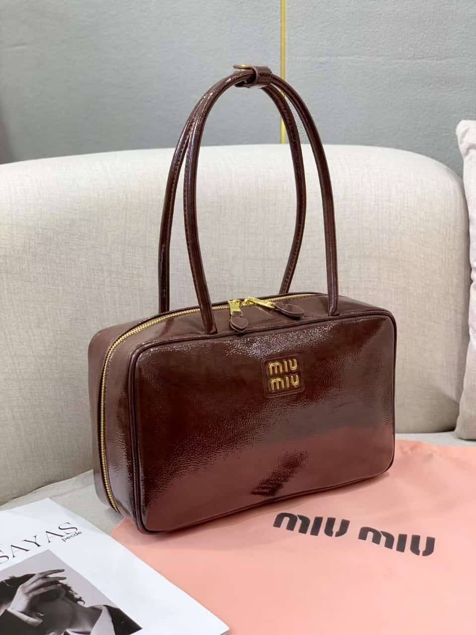 Miu Miu
High quality
95 dhs✅

Zain50
♥️♥️♥️