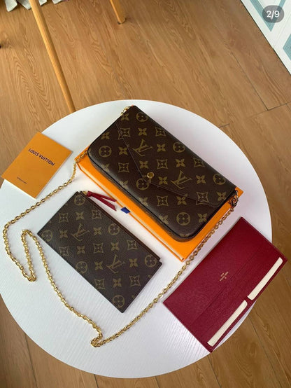 LV
60 dhs🪙🌨️ 

with box
🎁🎁🎁

Zain38
♥️♥️♥️