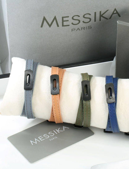 MESIKA BRACELET

               *WITH*
*NORMAL Box* 📦 *55 dhs🗽*💰 
*MASTER Box* 📦 *100 dhs🗽*💰
*Master Quality*✨✅

Zain89
♥️♥️♥️