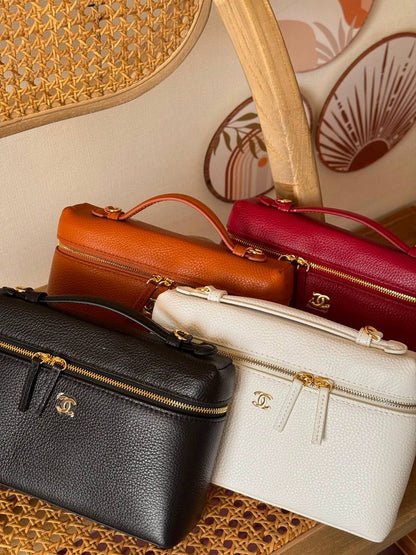 New Collection✨✨✨
CHANEL
19cm 330 dhs🇦🇪🇦🇪
22cm 340 dhs🇦🇪🇦🇪
29cm 350 dhs🇦🇪🇦🇪
*MASTER QUALITY*
With box🎁

Zain167
♥️♥️♥️