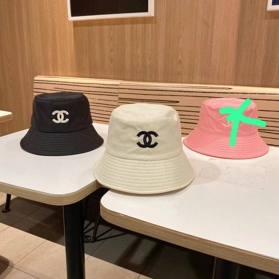 Big offer
hat, one size 
50 dhs🇦🇪🇦🇪

Zain231
♥️♥️♥️