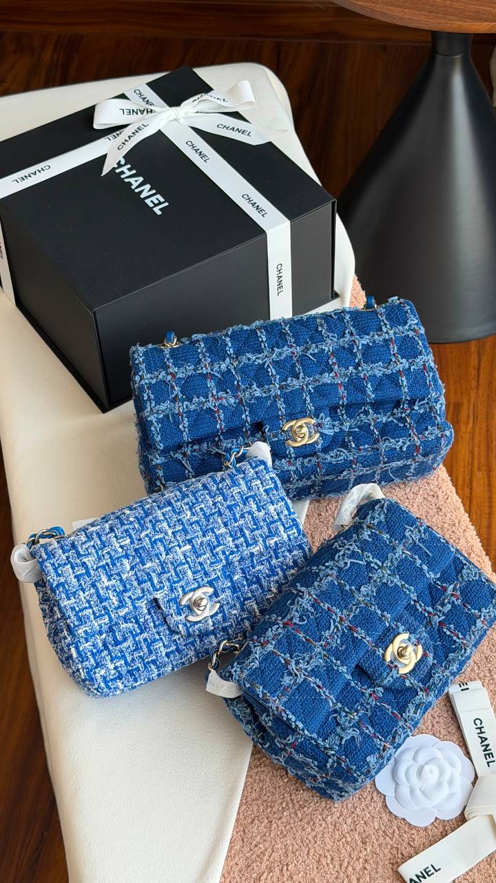 NEW CHANEL Jeans

*SiZe  20 & 25 CM*

*✨VIP QUALITY✨*

*with complete packing*🎁
For Price 👇 WhatsApp✅
0568585901 
0507557372
0552275751 Owner Zain 👌

Zain280
♥️♥️♥️
