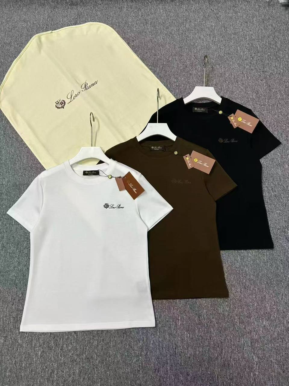Available new collection 😍😍😍 
180 dhs✅

Zain262
♥️♥️♥️
