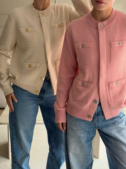CHANEL NEW 

VIP QUALITY 

CASHMERE

Size : 36-38-40-42

600 dhs🇦🇪🇦🇪

Zain287
♥️♥️♥️