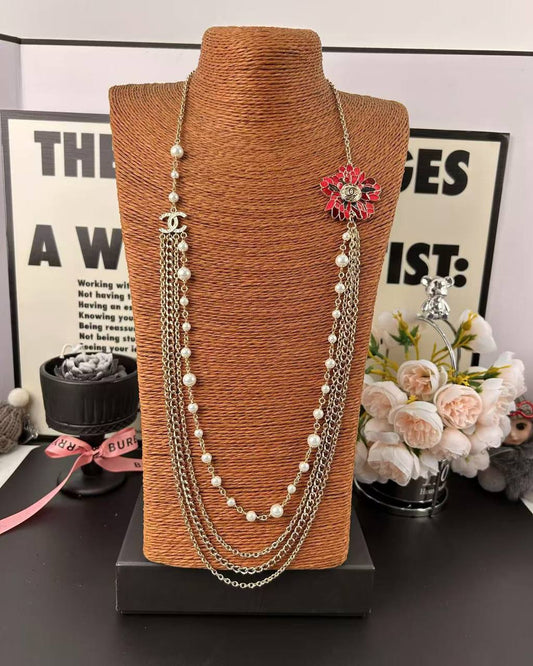 Necklace /// Belt
140 dhs🪙💕
With Box And Paper Bag
🎁🎁🎁

Zain89
♥️♥️♥️