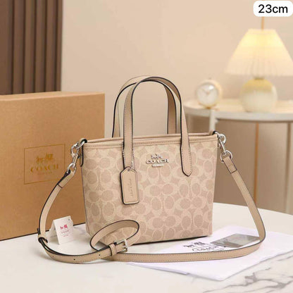 ❤️ Coach City
1️⃣ First quality +🎁  
Size : 23 * 18 cm
90 dhs🇦🇪🇦🇪
with box 🎁

Zain115
♥️♥️♥️