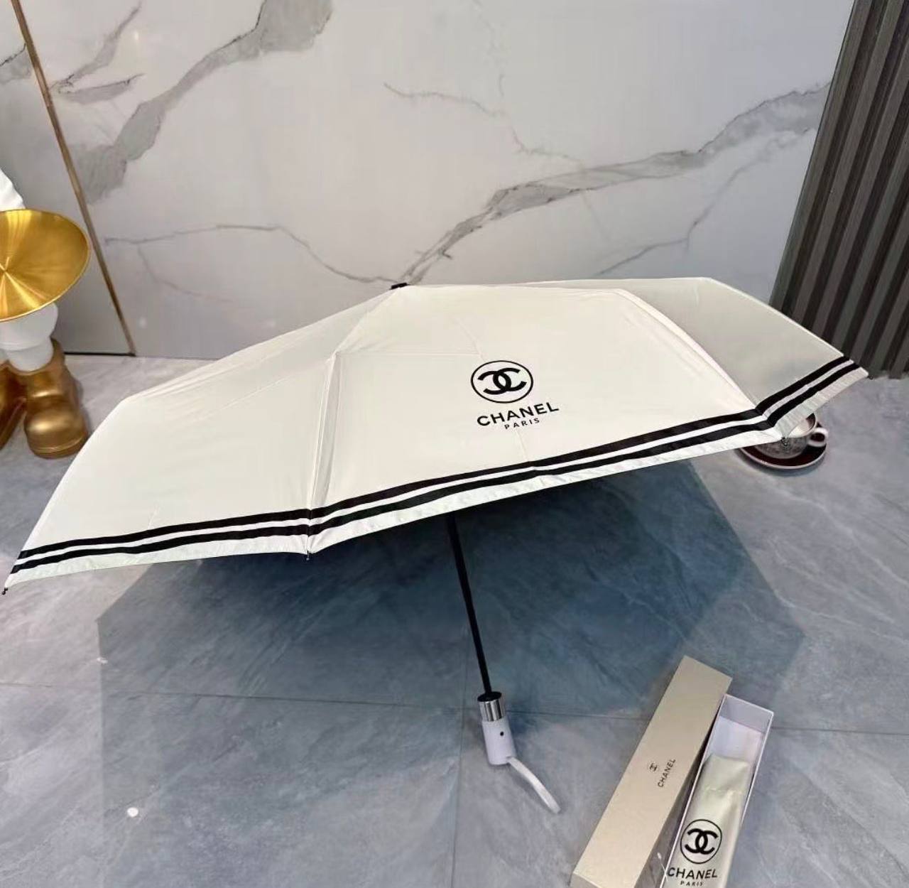 UMBRELLA ☔️*
Master quality 💯
With boxes 🗃️ 
75 dhs✅

Zain216
♥️♥️♥️