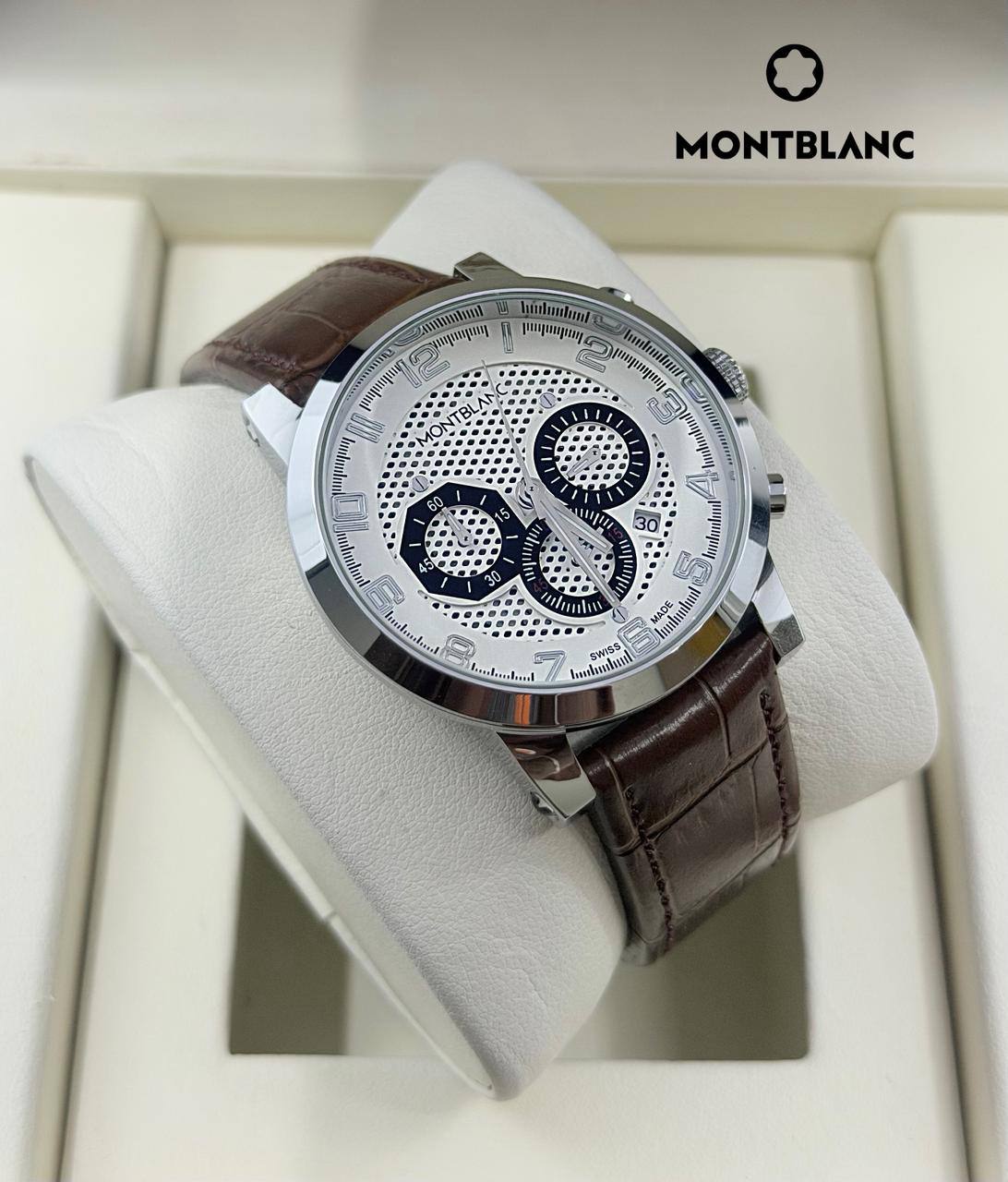 Montblanc Men
*Chronograph working*
110 dhs❣️
*Battery*

Zain29
♥️♥️♥️