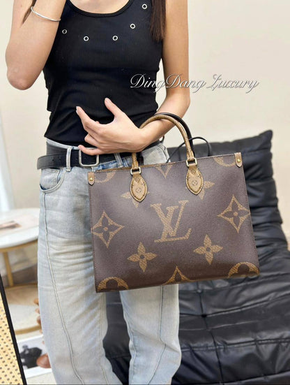 LV
ONTHEGO GOOD QUALITY MEDUIM SIZE NEW CAME 
100 dhs🇦🇪🇦🇪

Zain295
♥️♥️♥️
