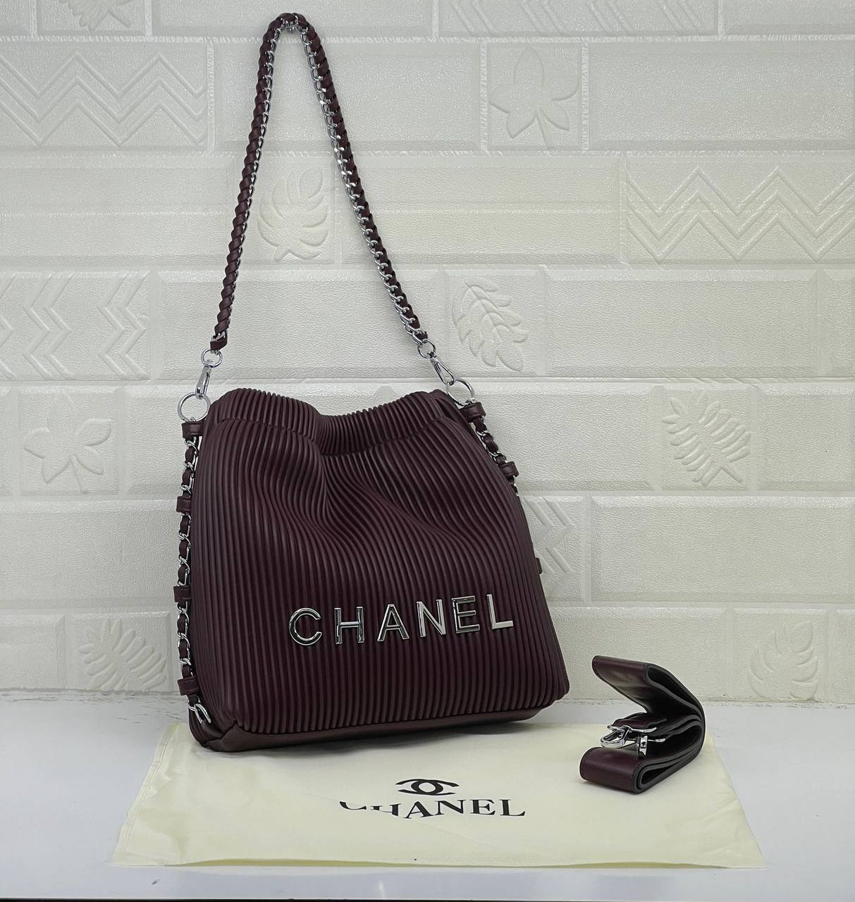 Chanel
105 dhs🪙🖤

Zain13
♥️♥️♥️
