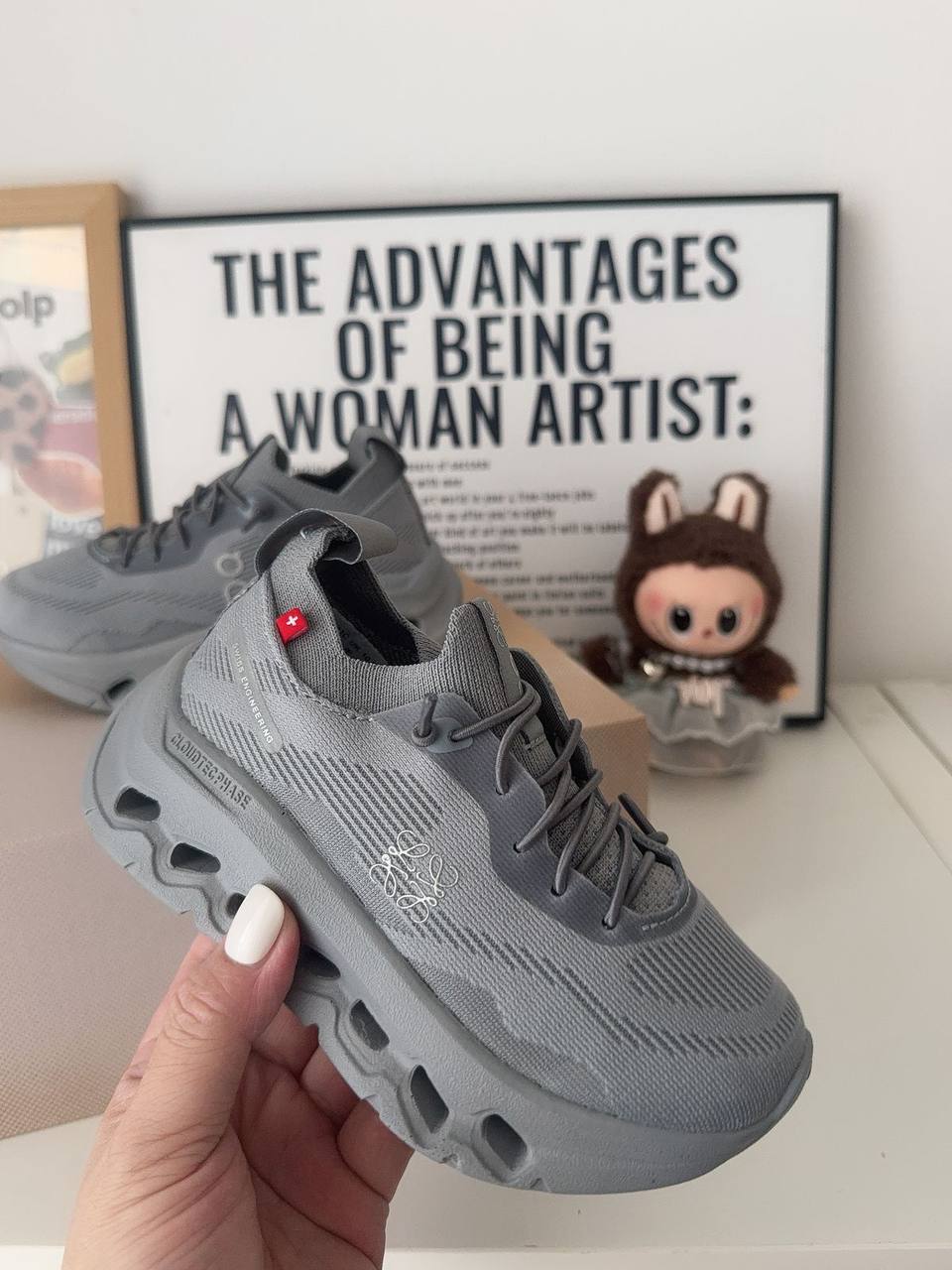 Loewe
For kids , 
Size 28 to 35 , 
150 dhs🪙

Zain196
♥️♥️♥️