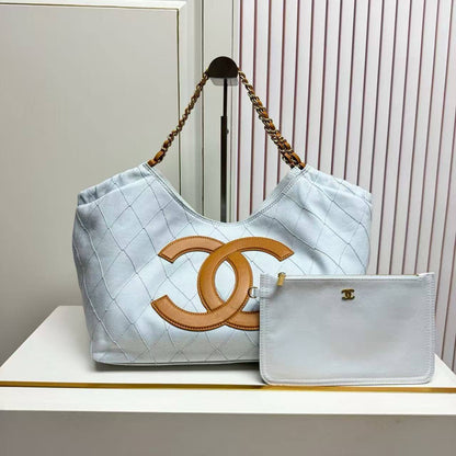 CHANEL 
MASTER QUALITY
365 dhs🇦🇪🇦🇪

Zain39
♥️♥️♥️