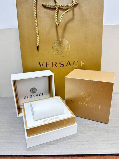 Master Watches Boxes
50 dhs🌺
with Card & paper bag

Zain85
♥️♥️♥️