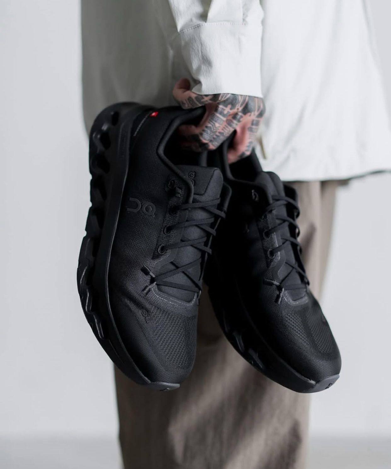 ON Cloudtilt ‘Black’🖤
36-45 AVAILABLE 🤩
210 dhs🪙🌨️

Zain242
♥️♥️♥️