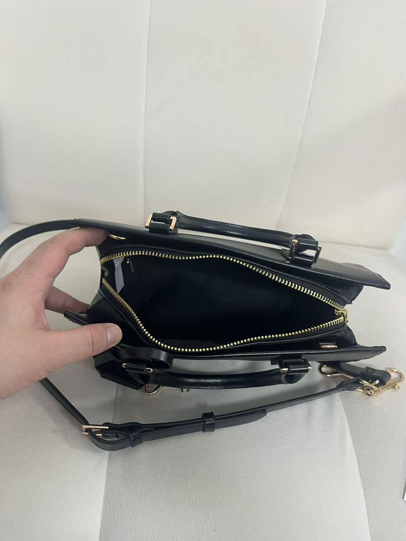 CK
95 dhs💛
high quality

Zain26
♥️♥️♥️