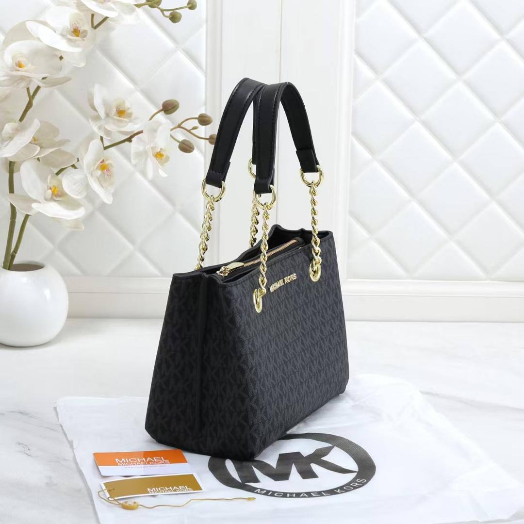 MK
90 dhs🌺 
high quality 26Cm

Zain26
♥️♥️♥️