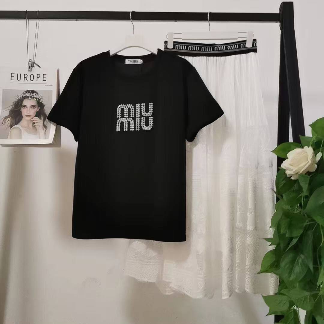 M-L-XL size 
130 dhs🇦🇪🇦🇪

Zain140
♥️♥️♥️