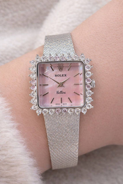Rolex watch for ladies good quality 
260 dhs

Zain59
♥️♥️♥️