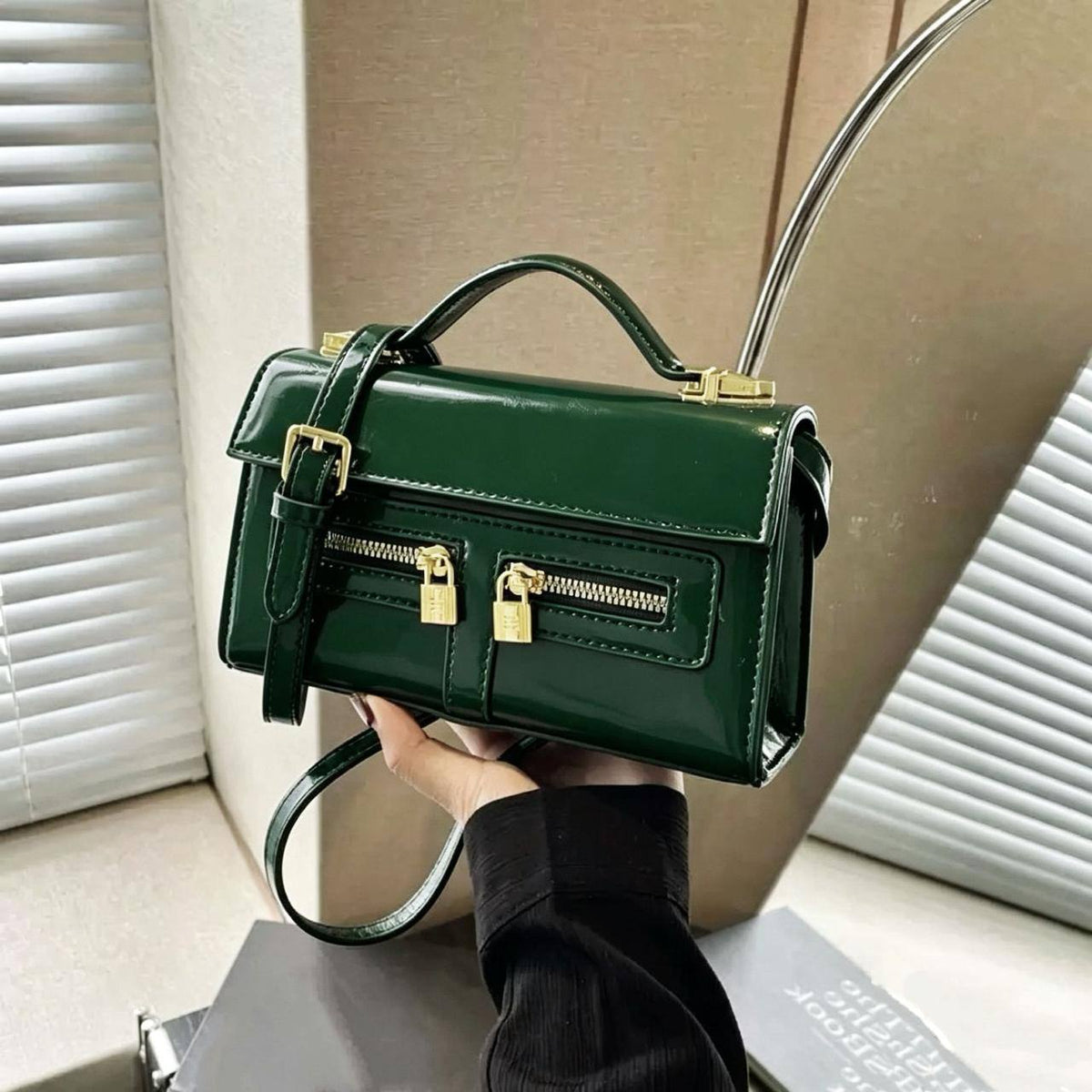 HERMES 

NEW CAME 
GOOD QUALITY 
WITH BOX 
90 dhs🇦🇪🇦🇪


Zain295
Zain39
♥️♥️♥️