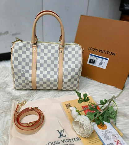 AVAILABLE 
SPEEDY 
LV

WITH BOX 
100 dhs🇦🇪🇦🇪
HIGH QUALITY 

Zain169
♥️♥️♥️