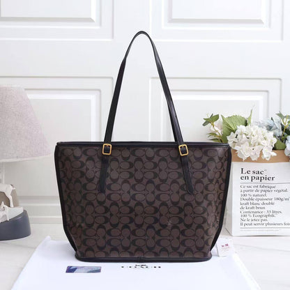 COACH

 NEW CAME 

HIGH QUALITY  

110 DHS🇦🇪🇦🇪🇦🇪

Zain295
♥️♥️♥️