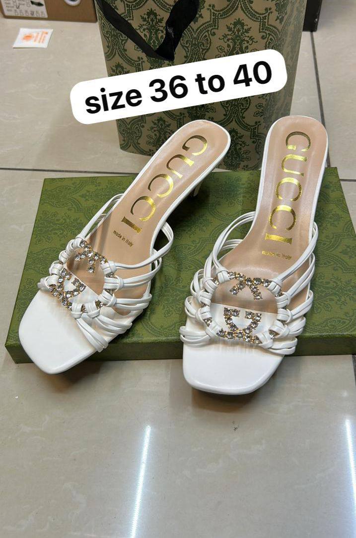 Gucci 

120 dhs💓

Zain146
♥️♥️♥️
