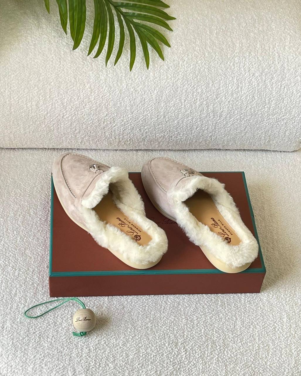 LORO PIANA
SuperMaster Quality 💯
450 dhs🪙🌺

Size: 36-41💥

Zain171
♥️♥️♥️