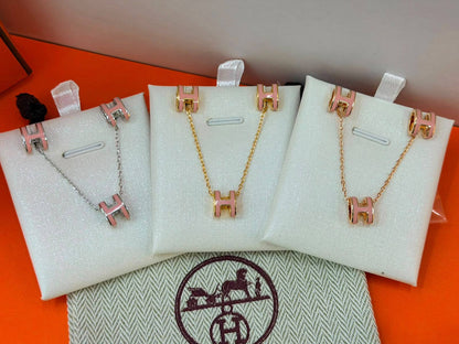 Hermes Set 💕
 Necklace Earrings

Master quality 

105 dhs🇦🇪🇦🇪 normal box 📦
120 dhs🇦🇪🇦🇪 master box 🎁

Zain48
♥️♥️♥️