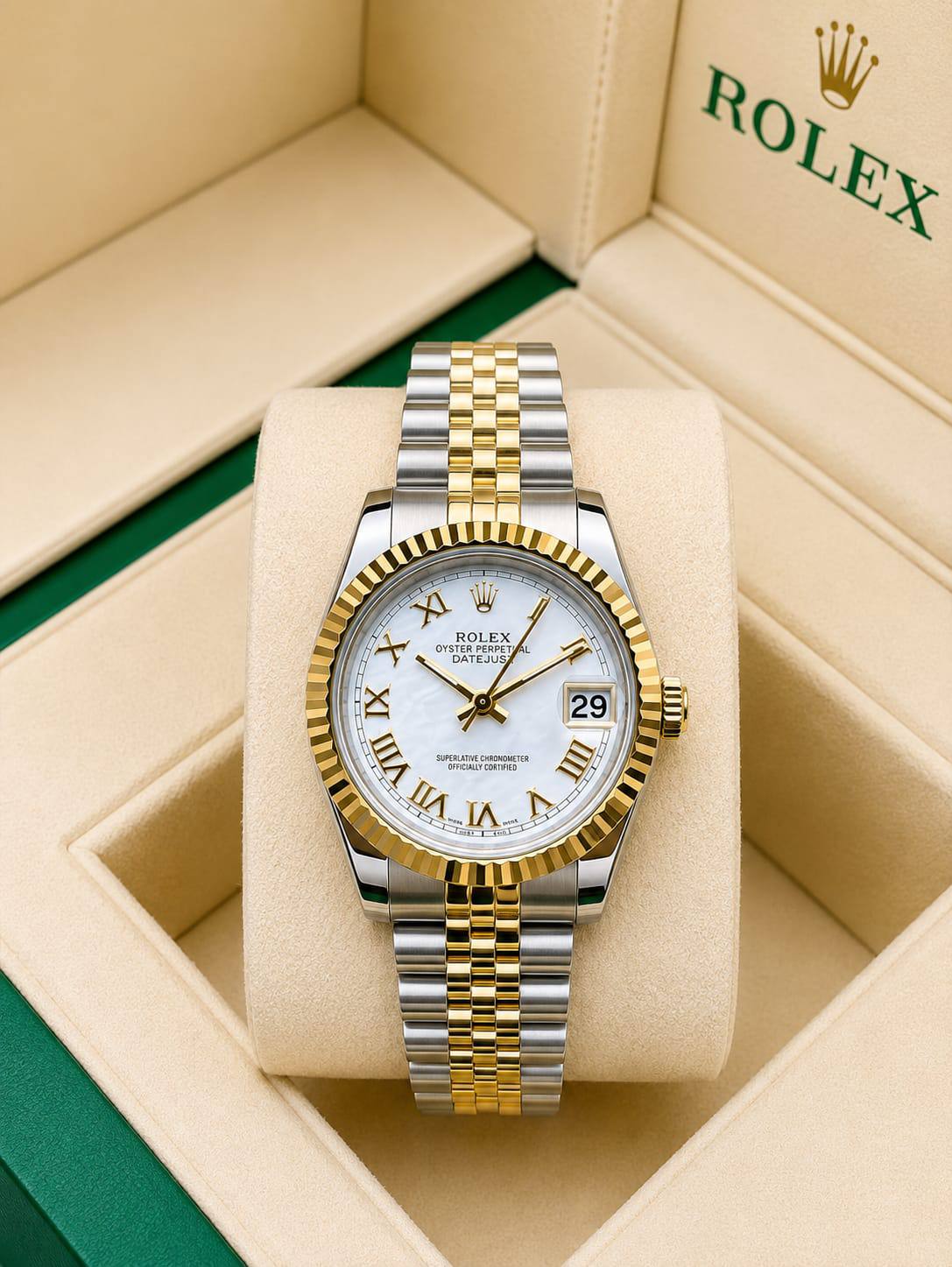 Rolex watch for ladies good quality
 230 dhs✅
 (size 31mm)

Zain59
♥️♥️♥️