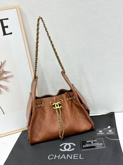 Chanel
110 dhs✅
high quality25 cm

Zain26
♥️♥️♥️