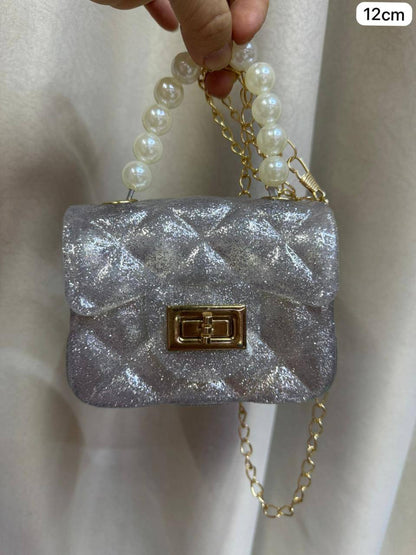 🍒 Fashion mini bag
Size : 12 * 9 cm
20 dhs✅

Zain115
♥️♥️♥️