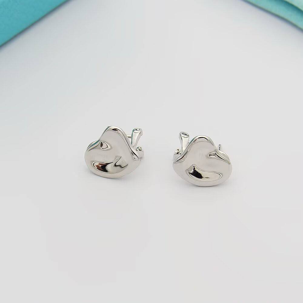 Tiffany EARRING
MASTER💫✨
GOLD SILVER ROSE GOLD AVAILABLE
50 dhs✅
WITH BOX AND PAPER BAG🛍️🎁

Zain89
♥️♥️♥️