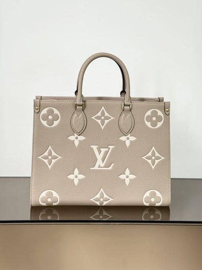 *Lv OnTheGo MM✅*
*Size 35 cm*
For Price 👇 WTSP Text Zain 0568585901

Zain274
♥️♥️♥️