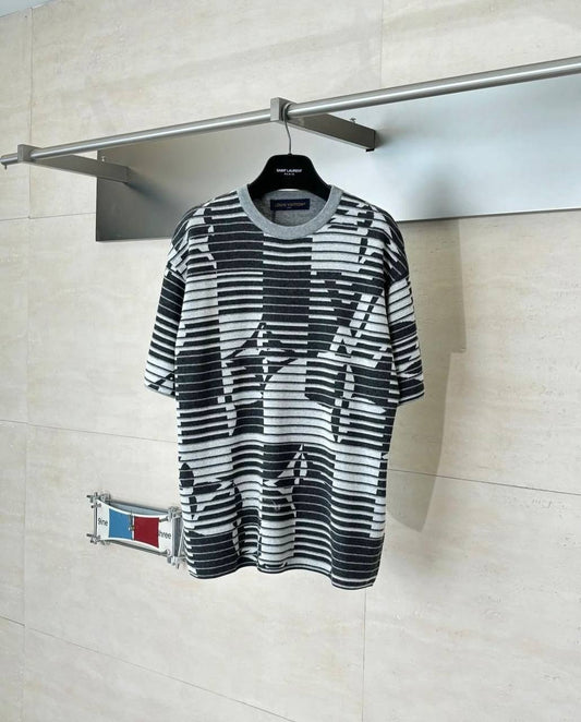 Lv

Men’s Knit Tshirt 

Master Quality 

SMLXLXXL 

330 dhs🇦🇪🇦🇪

Zain276
♥️♥️♥️