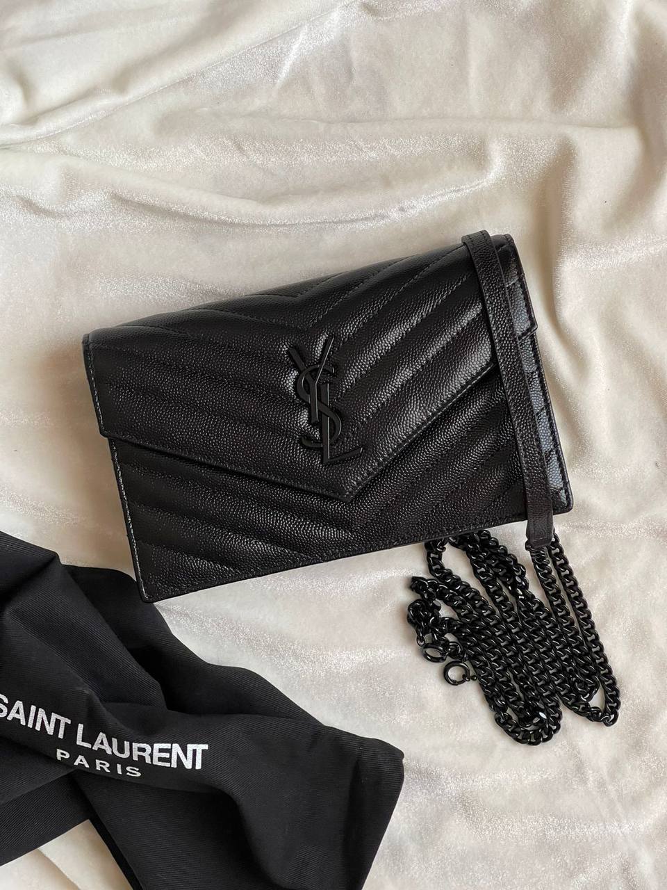 YSL

65 dhs✅

With box
🎁🎁🎁

Zain219
♥️♥️♥️