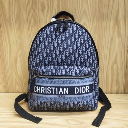 DIOR 
BACKPACK 
GOOD QUALITY
95 dhs✅

Zain295
♥️♥️♥️