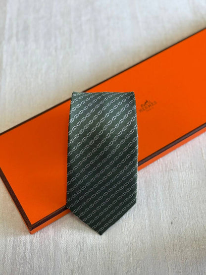 TIE
*Master quality*
*New collection*
190 dhs💓

Zain179
♥️♥️♥️