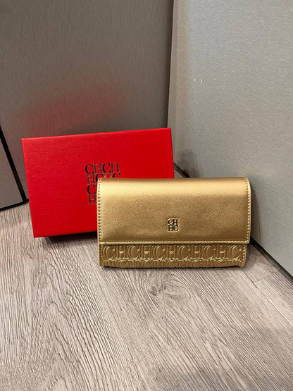 CH
90 dhs🪙🖤
size：20cm

Zain35
♥️♥️♥️