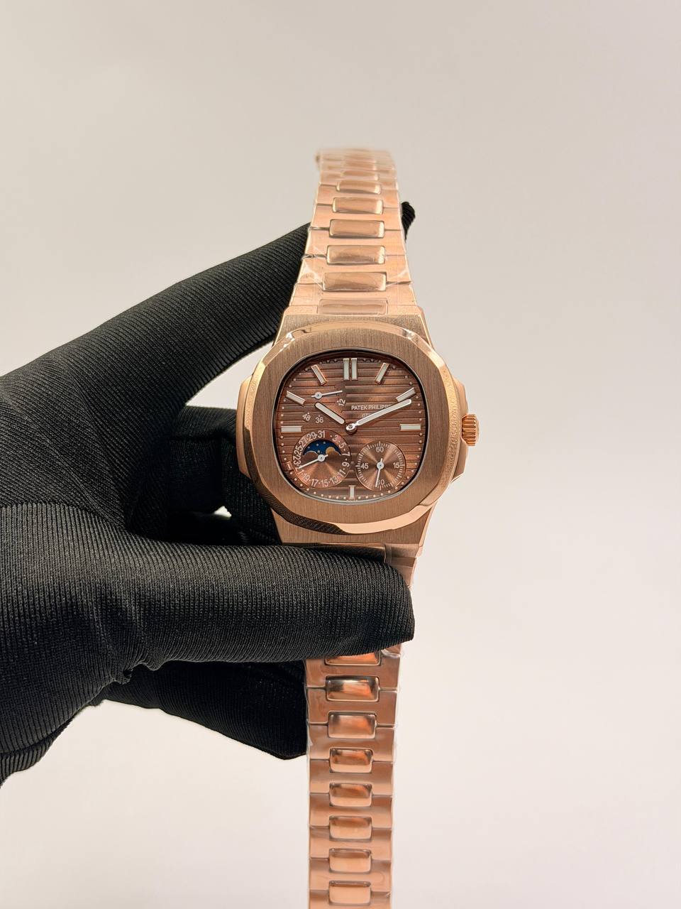 Patek

500 dhs🇦🇪🇦🇪

master quality  

with boX. 525 dhs🇦🇪

Zain85
♥️♥️♥️