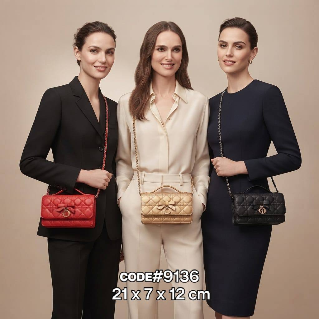 Dior
ᴍʏ ᴅɪᴏʀ ᴍɪɴɪ ʙᴀɢ
ᴅᴇᴄᴏʀᴀᴛɪᴠᴇ ʟᴇᴀᴛʜᴇʀ ʙᴏᴡ
ɪɴ ᴛᴏᴘ ʜᴀɴᴅʟᴇ ʙᴀɢ
ʟᴏɴɢ ᴄʜᴀɪɴ ʙᴇʟᴛ sᴛʀᴀᴘ
ɢᴏʟᴅ ʜᴀʀᴅᴡᴀʀᴇ
sɪᴢᴇ: 21 cm
ᴡɪᴛʜ BOX

90 dhs🇦🇪🇦🇪

Zain31
♥️♥️♥️